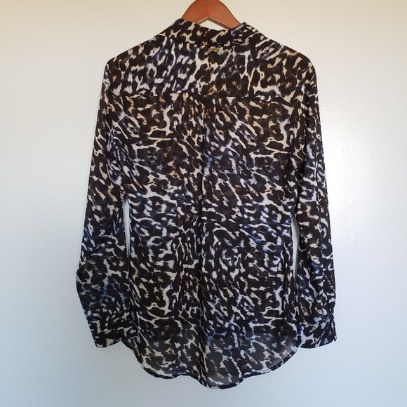 Guess Brown and Blue Leopard Blouse With Pockets Size Small - Picture 5 of 9